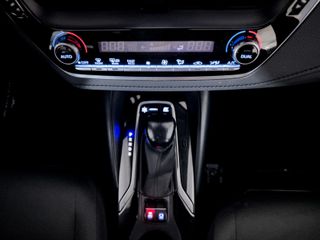 Toyota Corolla 1.8 125H ACTIVE TECH E-CVT SEDAN