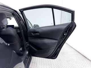 Toyota Corolla 1.8 125H ACTIVE TECH E-CVT SEDAN