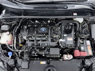 Toyota Corolla 1.8 125H ACTIVE TECH E-CVT SEDAN