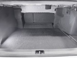 Toyota Camry 2.5 220H Business