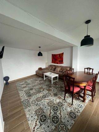 HABITACION ALQUILER HASTA JUNIO