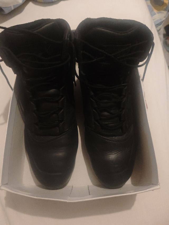 Botas Alpinestars cuero negras