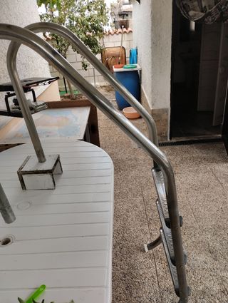 Escalera piscina acero inoxidable