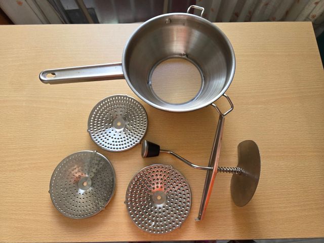 Pasapuré metálico completo