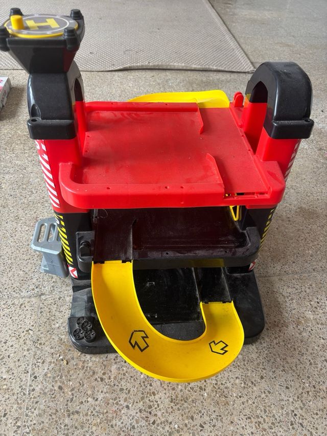 Parking coches juguete