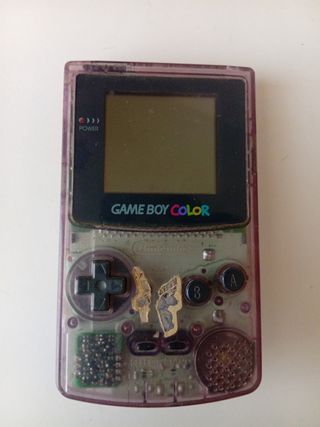 Game Boy Color morado