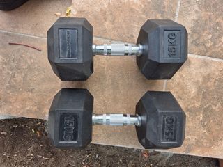 Mancuernas bodytone 15kg
1x40 las 2 x 75
