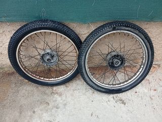 Llantas radios derbi Variant medida 17
