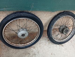 Llantas radios derbi Variant medida 17