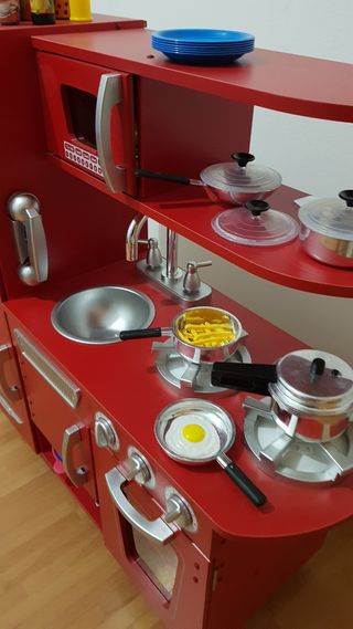 Cocina juguete madera roja
