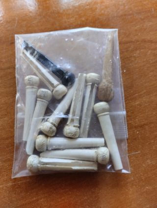 Cejillas & Pins Guitarra Acústica