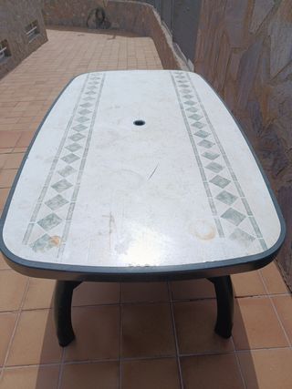 Tavolo da giardino Gran Mesa verde e bianco