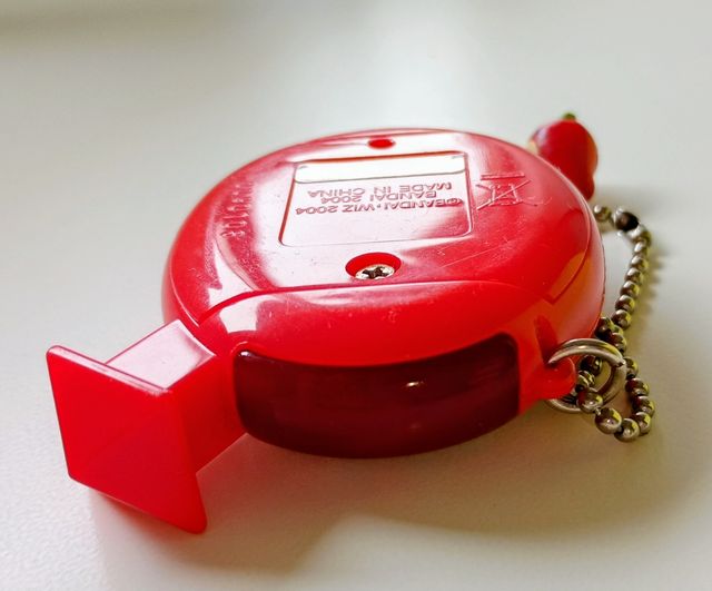 Tamagotchi Connection Familitchi Rojo 2004