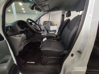 Nissan e-NV200 EVALIA 5 40 kWhs Navegador