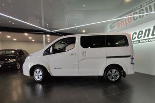 Nissan e-NV200 EVALIA 5 40 kWhs Navegador