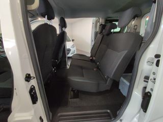 Nissan e-NV200 EVALIA 5 40 kWhs Navegador