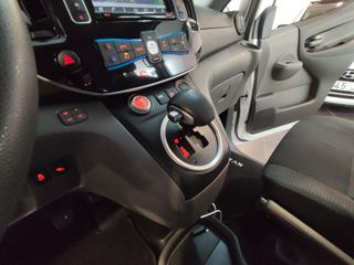 Nissan e-NV200 EVALIA 5 40 kWhs Navegador