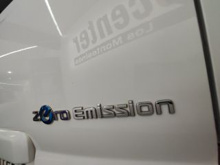 Nissan e-NV200 EVALIA 5 40 kWhs Navegador
