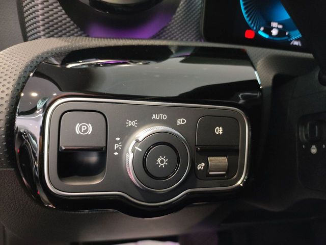 MERCEDES-BENZ CLA CLA 200 D DCT Shooting Brake