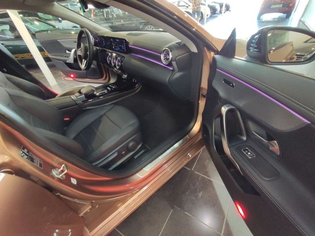 MERCEDES-BENZ CLA CLA 200 D DCT Shooting Brake