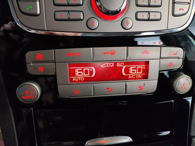 FORD Galaxy 2.0 SCTi 203cv Titanium Powershift