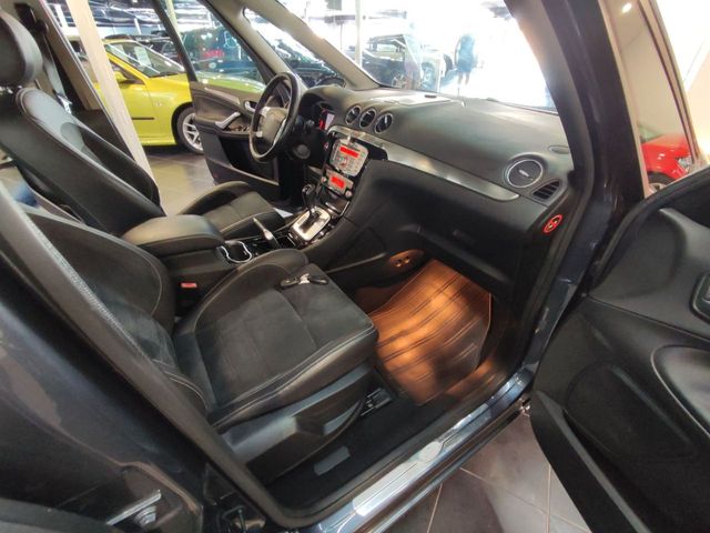 FORD Galaxy 2.0 SCTi 203cv Titanium Powershift