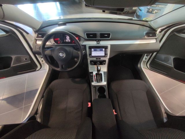 VOLKSWAGEN Passat 1.6 TDI 105cv Business Bluemotion