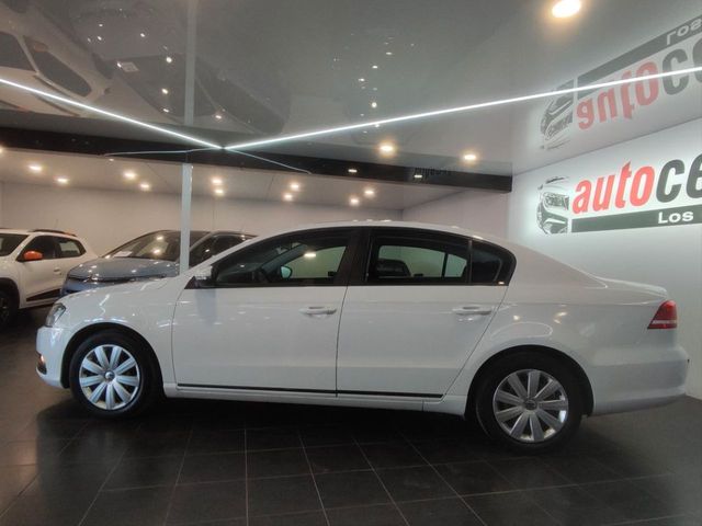 VOLKSWAGEN Passat 1.6 TDI 105cv Business Bluemotion