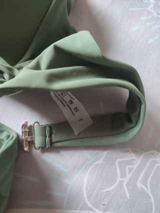 Bikini nuevo verde caqui