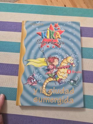 Kika Superbruja y la ciudad sumergida (Kika Sup...