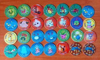 Tazos Pokémon, Cartas y Colgante.