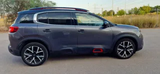 Citroen C5 Aircross 2019.Tope de extras.