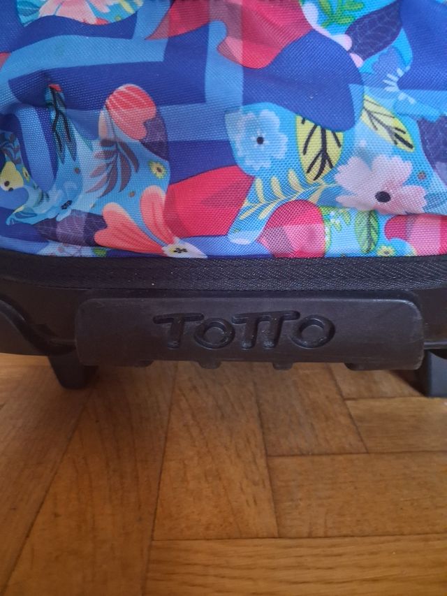Mochila escolar TOTTO con ruedas