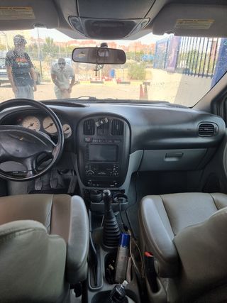 Chrysler Voyager 2003