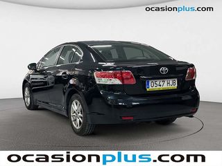Toyota Avensis 2.0 D-4D Active 93 kW (126 CV)