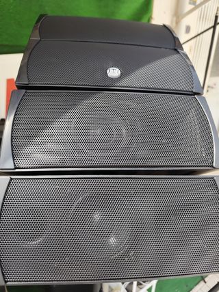Subwoofer BMS 15" 1200w activo y 2 satellites arr