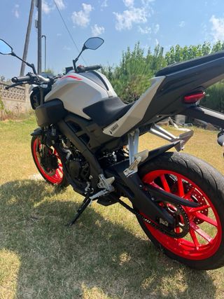 Yamaha MT-125 - Moto Impecable