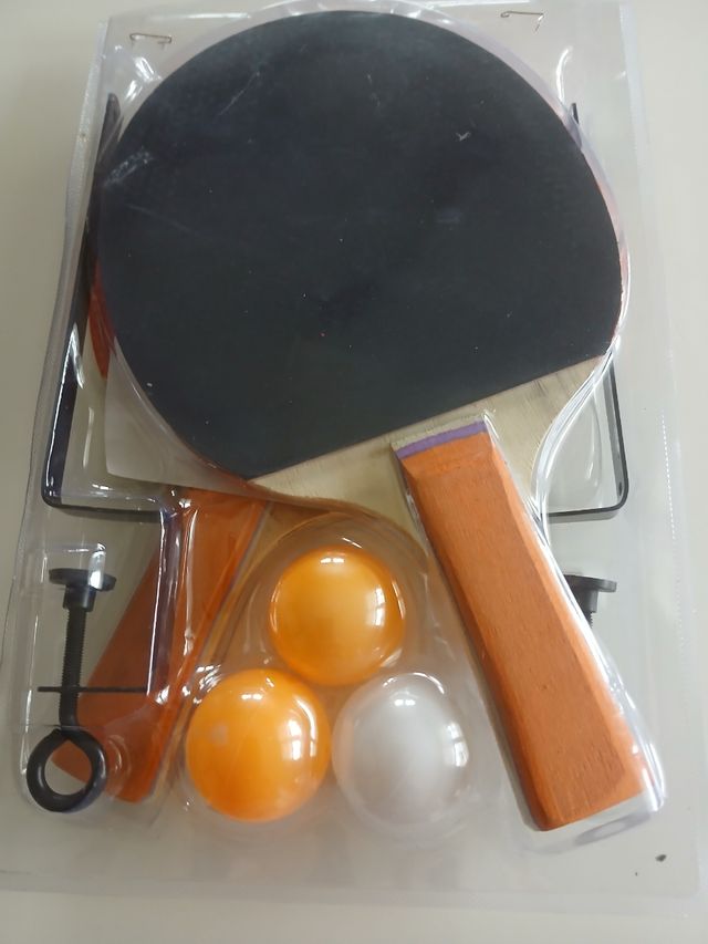 2 Raquetas Ping Pong + 3 Pelotas