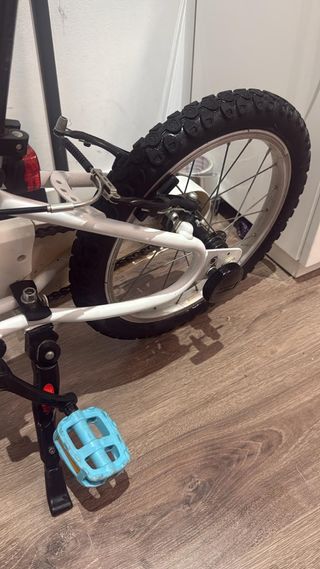 Bicicleta infantil  16 pulgadas btwin100con rodine