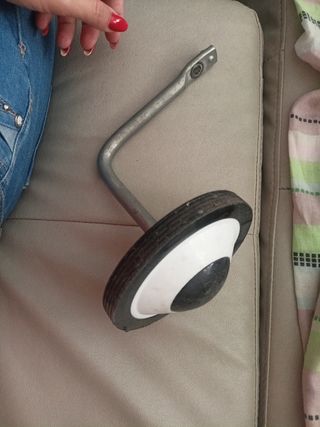 Bicicleta infantil  16 pulgadas btwin100con rodine