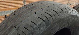 2 Neumáticos 215/60/r17 Estan Perfectos!!