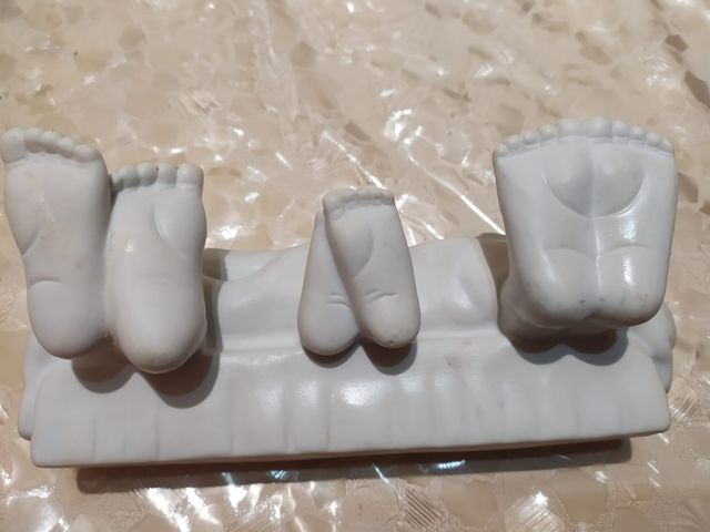 Colgador con ventosas para aseo.