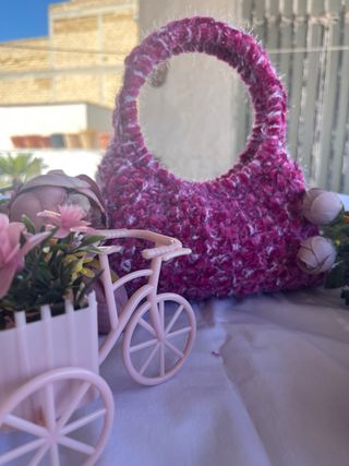 Mini borsa a mano rosa in velluto 
