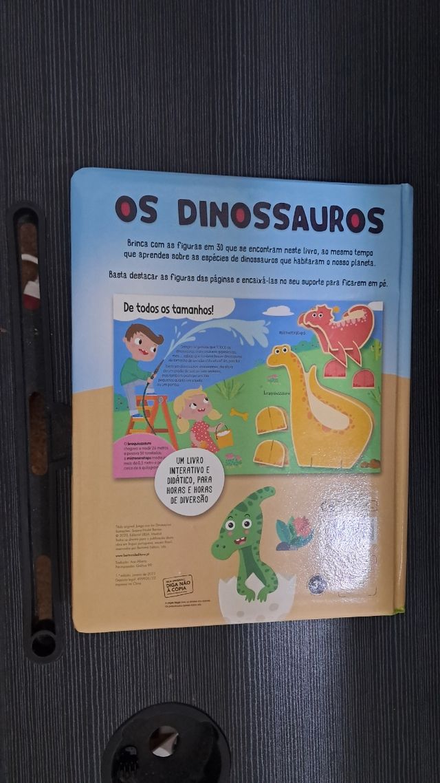 Livro Infantil - Os Dinossauros