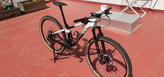 Bicicleta MTB Doble Suspensión BERRIA Mako
