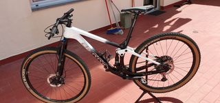 Bicicleta MTB Doble Suspensión BERRIA Mako
