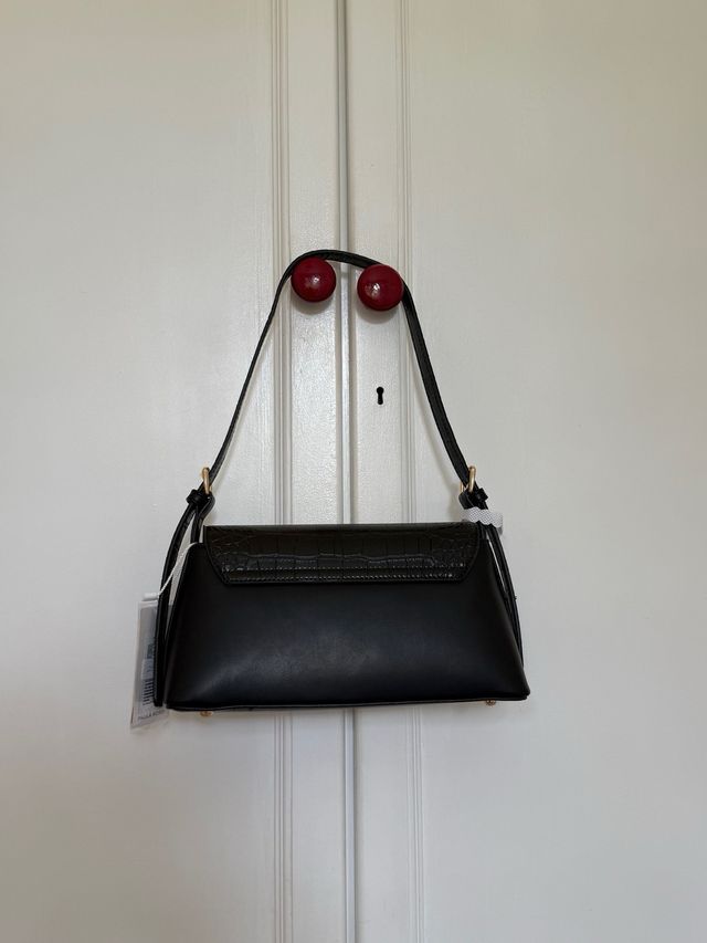 Bolso negro bandolera