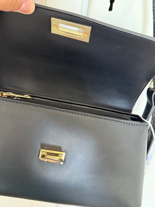 Bolso negro bandolera