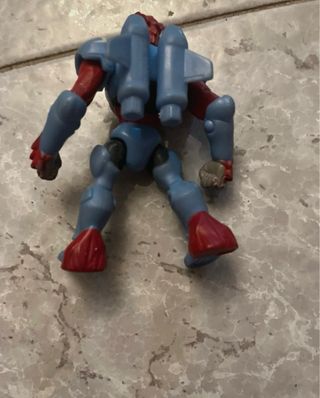 Gormiti Zefyr: Figurina