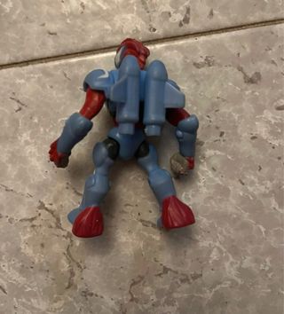 Gormiti Zefyr: Figurina